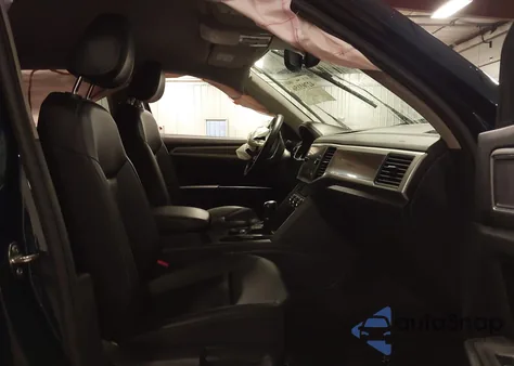 2019 Volkswagen Atlas 3.6L V6 Se W/Technology z USA, uszkodzony, nr VIN 1V2UR2CA4KC577802